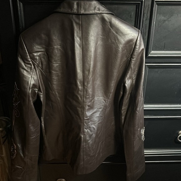Leather jacket - Picture 7 of 16